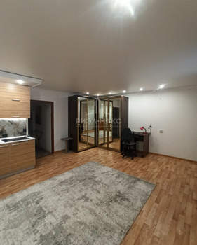2-к квартира, вторичка, 58м2, 1/5 этаж