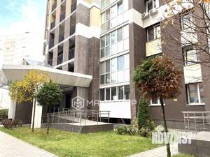 2-к квартира, вторичка, 65м2, 1/14 этаж