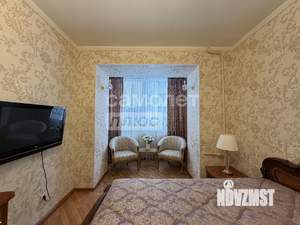 2-к квартира, вторичка, 61м2, 1/12 этаж