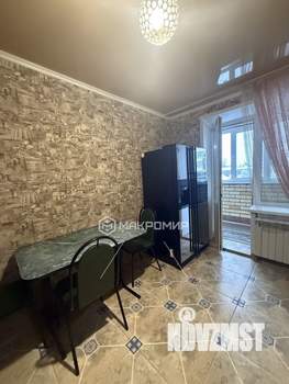 2-к квартира, вторичка, 61м2, 1/9 этаж