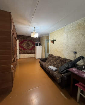 3-к квартира, вторичка, 43м2, 1/5 этаж