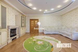 3-к квартира, вторичка, 112м2, 1/10 этаж