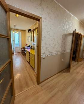 2-к квартира, вторичка, 57м2, 9/10 этаж