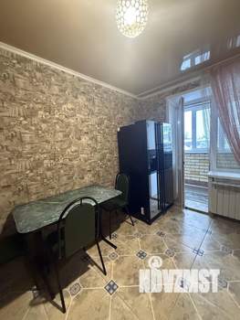 2-к квартира, вторичка, 61м2, 1/10 этаж