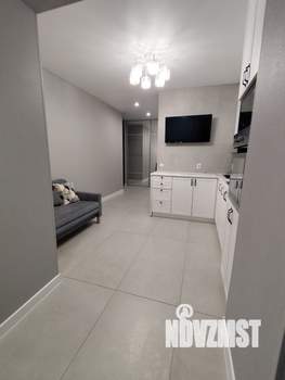 2-к квартира, вторичка, 65м2, 1/9 этаж