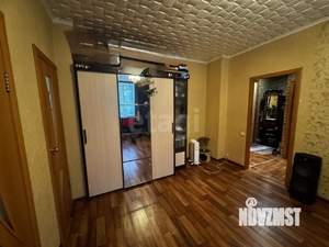 2-к квартира, вторичка, 53м2, 1/4 этаж