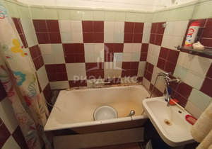 2-к квартира, вторичка, 49м2, 1/5 этаж