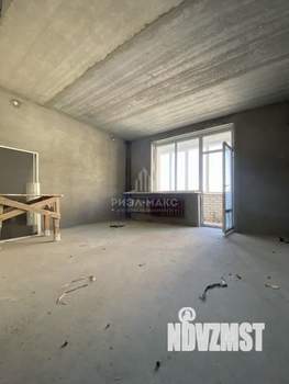 4-к квартира, вторичка, 135м2, 6/10 этаж
