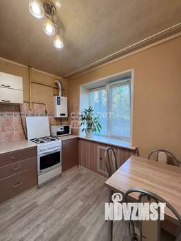 2-к квартира, вторичка, 42м2, 1/2 этаж