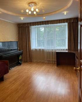 2-к квартира, вторичка, 63м2, 2/10 этаж