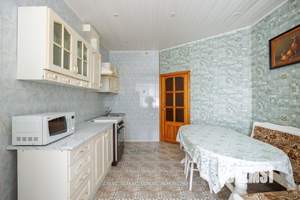 3-к квартира, вторичка, 100м2, 5/6 этаж