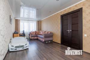 2-к квартира, вторичка, 62м2, 9/9 этаж