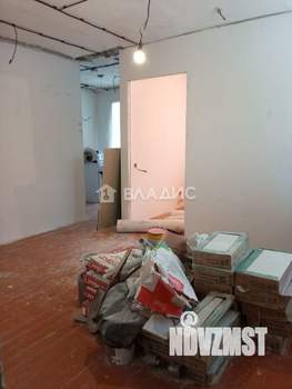 2-к квартира, вторичка, 32м2, 1/4 этаж