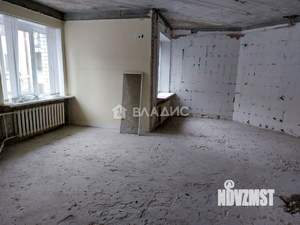 3-к квартира, вторичка, 120м2, 1/9 этаж