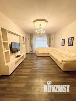 3-к квартира, вторичка, 119м2, 1/10 этаж