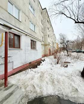 2-к квартира, вторичка, 50м2, 1/5 этаж