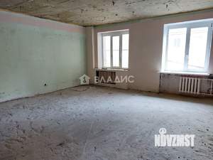 4-к квартира, вторичка, 136м2, 1/9 этаж