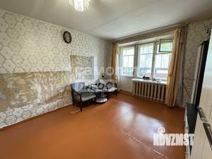 2-к квартира, вторичка, 46м2, 1/5 этаж