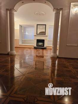 4-к квартира, вторичка, 151м2, 5/10 этаж