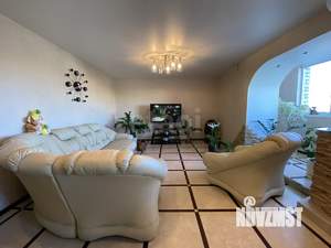 3-к квартира, вторичка, 97м2, 10/10 этаж