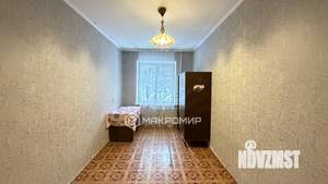 2-к квартира, вторичка, 43м2, 1/5 этаж
