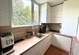 2-к квартира, вторичка, 54м2, 1/5 этаж