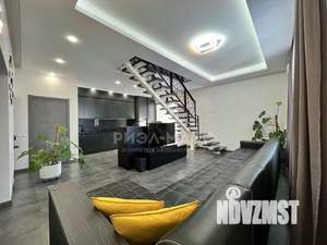 4-к квартира, вторичка, 200м2, 7/7 этаж