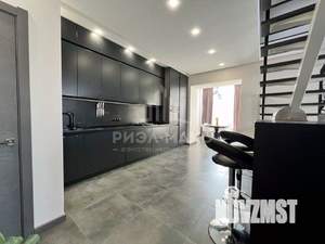 4-к квартира, вторичка, 200м2, 7/7 этаж