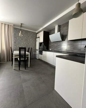 3-к квартира, вторичка, 102м2, 8/14 этаж