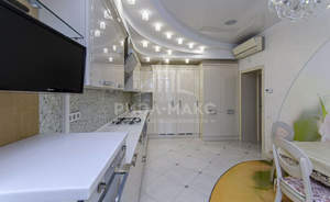 4-к квартира, вторичка, 156м2, 7/8 этаж