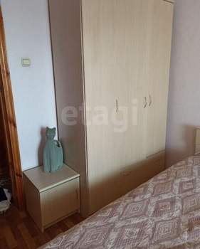 3-к квартира, вторичка, 64м2, 9/10 этаж