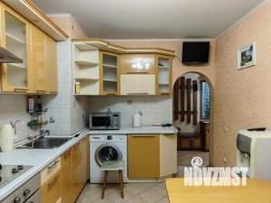 3-к квартира, вторичка, 64м2, 6/9 этаж