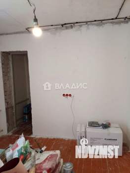 2-к квартира, вторичка, 32м2, 1/4 этаж