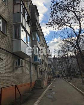 3-к квартира, вторичка, 57м2, 3/5 этаж