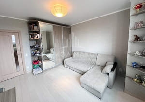 2-к квартира, вторичка, 68м2, 10/16 этаж