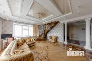 4-к квартира, вторичка, 200м2, 7/7 этаж