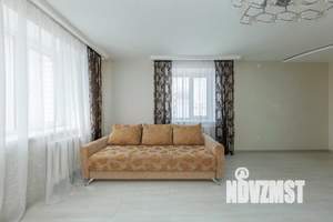 2-к квартира, вторичка, 67м2, 8/10 этаж