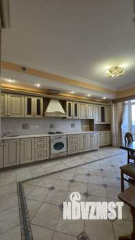 4-к квартира, вторичка, 166м2, 6/9 этаж