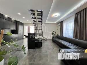 4-к квартира, вторичка, 200м2, 7/7 этаж