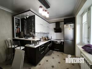 2-к квартира, вторичка, 64м2, 1/18 этаж