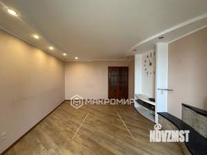 3-к квартира, вторичка, 102м2, 9/10 этаж