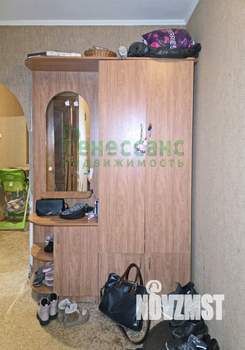 2-к квартира, вторичка, 60м2, 1/10 этаж