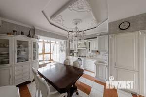 4-к квартира, вторичка, 200м2, 7/7 этаж