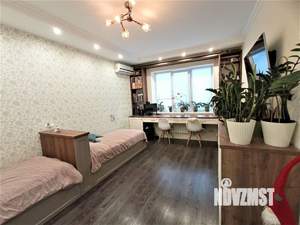 2-к квартира, вторичка, 64м2, 9/16 этаж