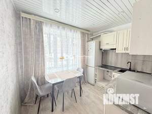 2-к квартира, вторичка, 37м2, 1/5 этаж