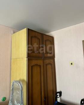 3-к квартира, вторичка, 63м2, 3/5 этаж