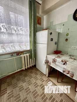 3-к квартира, вторичка, 54м2, 1/5 этаж