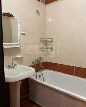 2-к квартира, вторичка, 58м2, 1/10 этаж