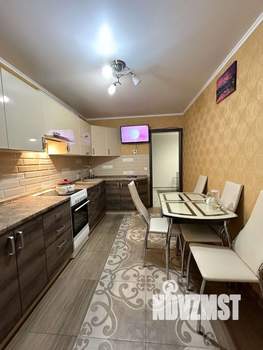 2-к квартира, вторичка, 61м2, 10/14 этаж