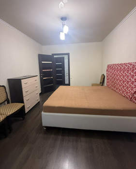 2-к квартира, вторичка, 61м2, 1/9 этаж